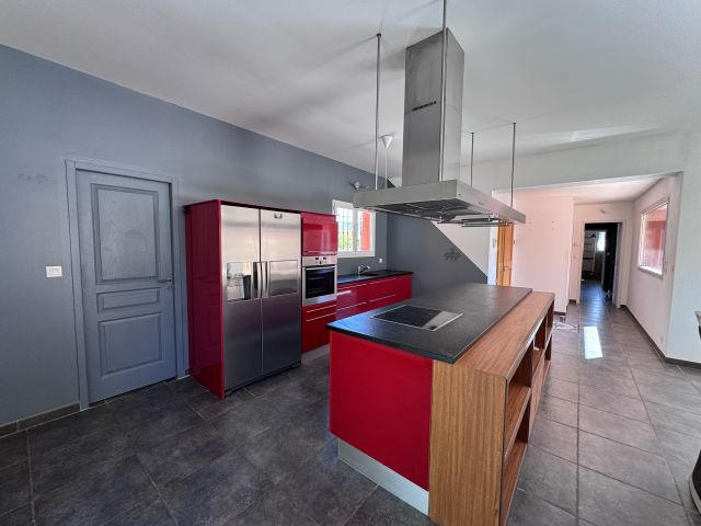 Maison - 160 m² - 5 pièces