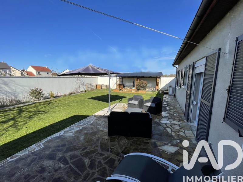 Maison de village - 141 m² - 6 pièces