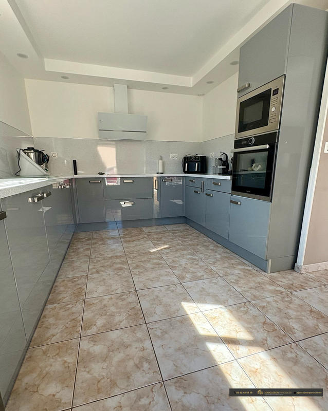 Villa - 100 m² - 4 pièces