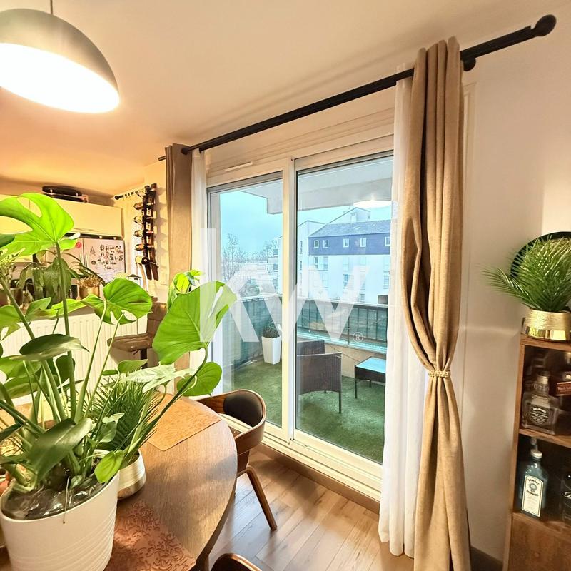 Appartement - 80 m² - 5 pièces