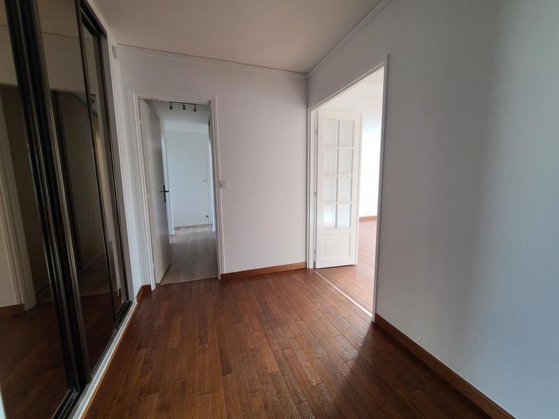 Appartement - 95 m² - 4 pièces