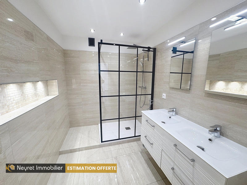 Appartement - 112 m² - 5 pièces