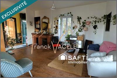 Maison - 162 m² - 7 pièces