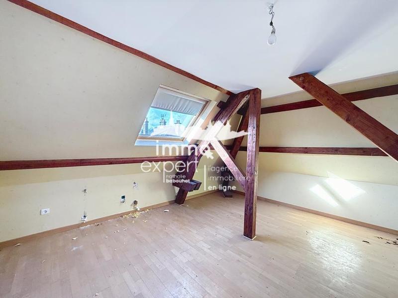 Maison - 170 m² - 8 pièces