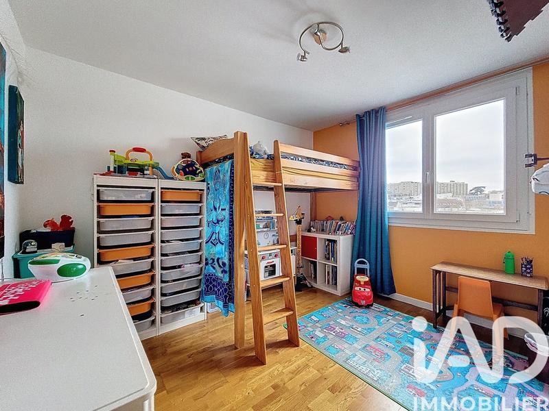 Appartement - 82 m² - 4 pièces