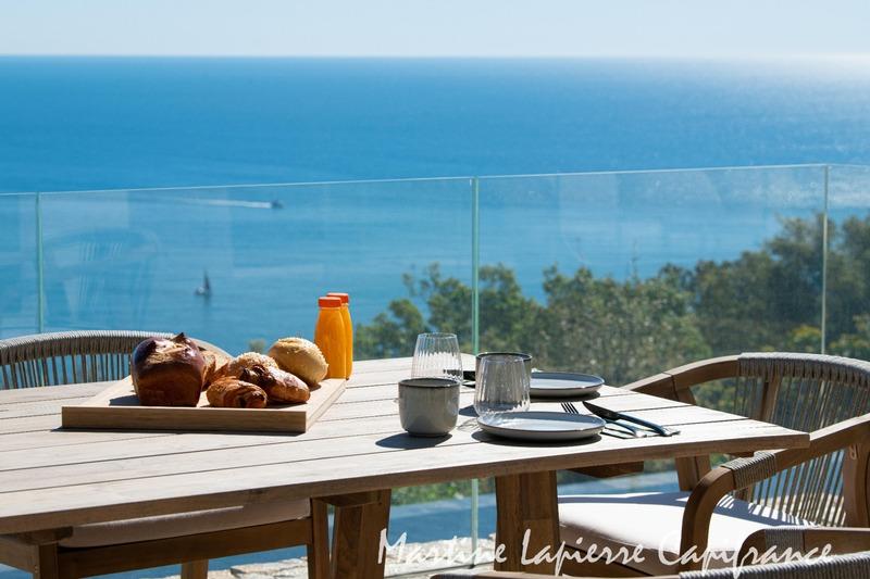 Maison d'architecte - 350 m² - 6 pièces