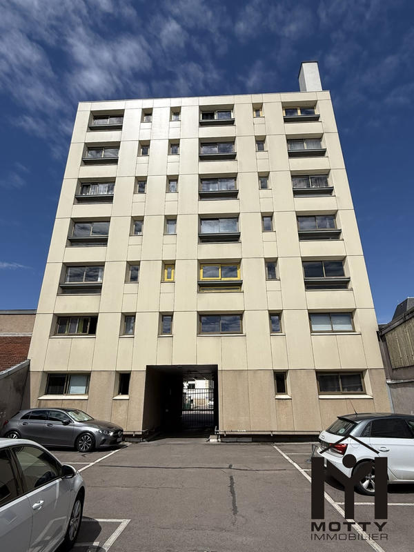 Parking / Garage - 5 m²