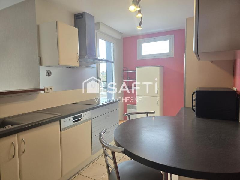 Appartement - 99 m² - 5 pièces