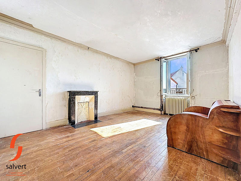 Maison - 279 m² - 8 pièces