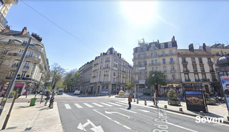 Local commercial - 800 m²