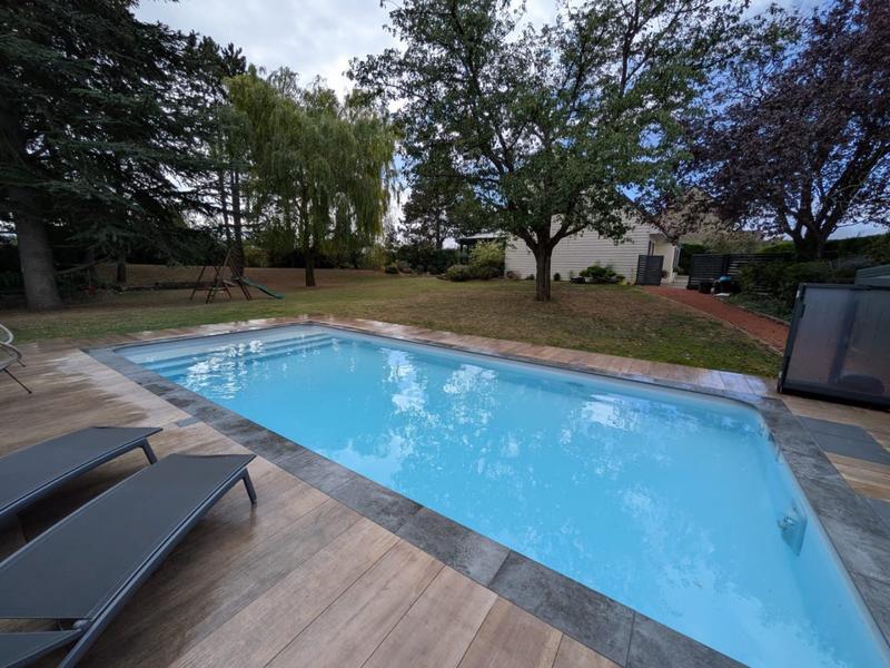 Maison - 199 m² - 9 pièces