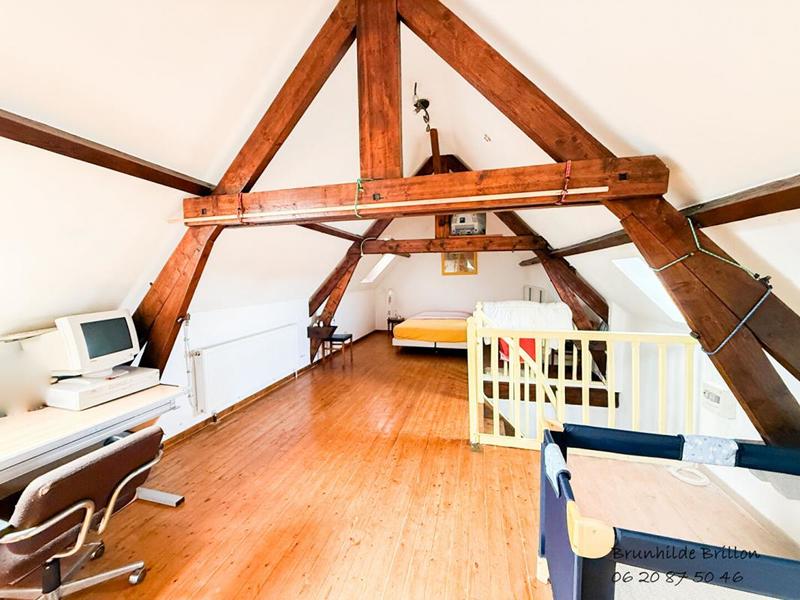 Maison - 215 m² - 6 pièces