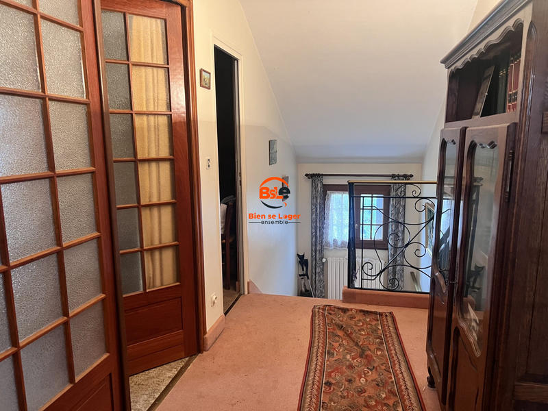 Maison traditionnelle - 144 m² - 6 pièces