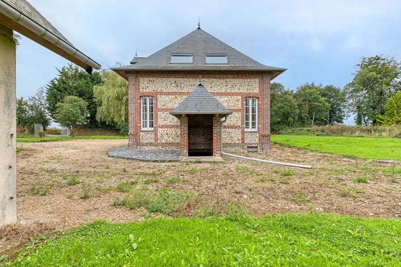 Maison - 104 m² - 4 pièces