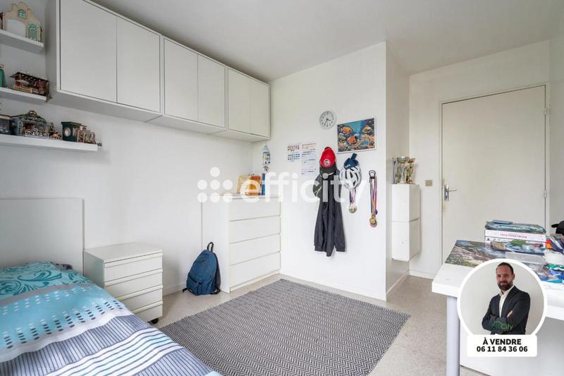 Appartement - 79 m² - 4 pièces