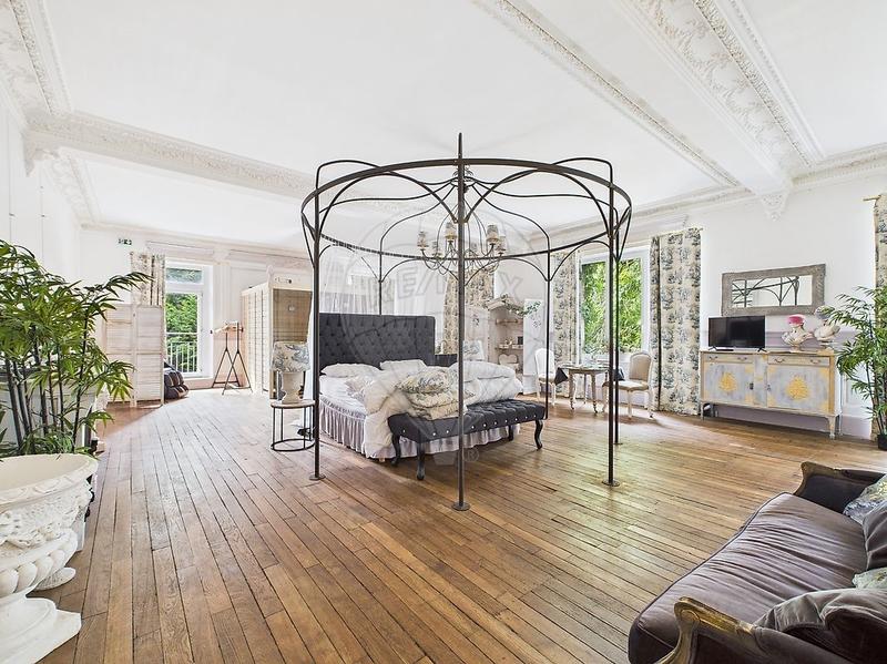 Appartement - 200 m² - 10 pièces