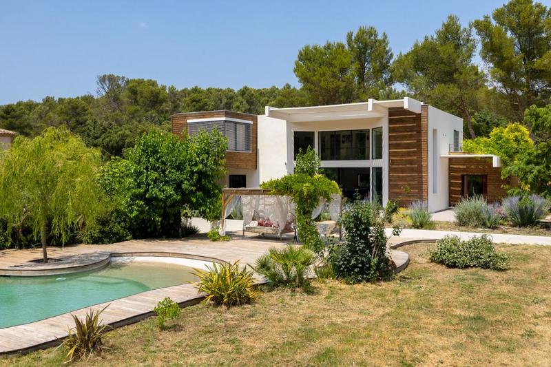 Villa - 181 m² - 5 pièces