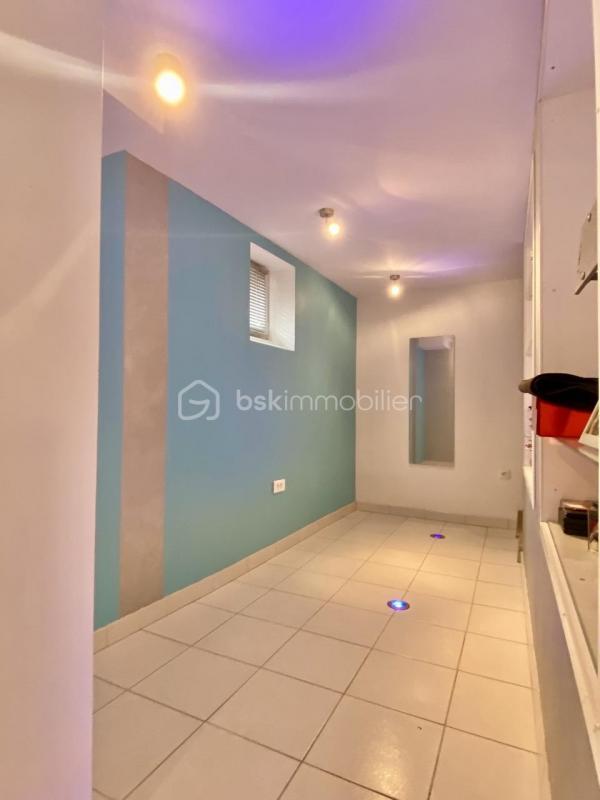 Pavillon - 100 m² - 5 pièces