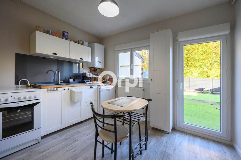 Maison - 94 m² - 5 pièces