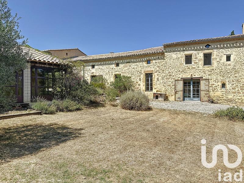 Maison - 410 m² - 11 pièces