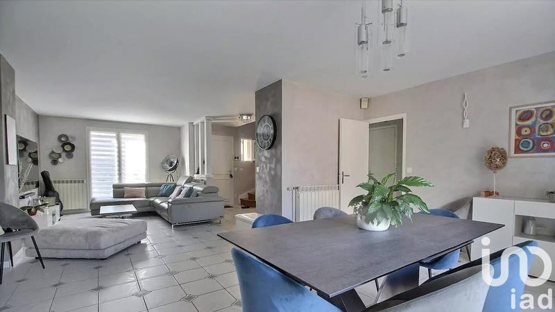 Maison - 152 m² - 6 pièces