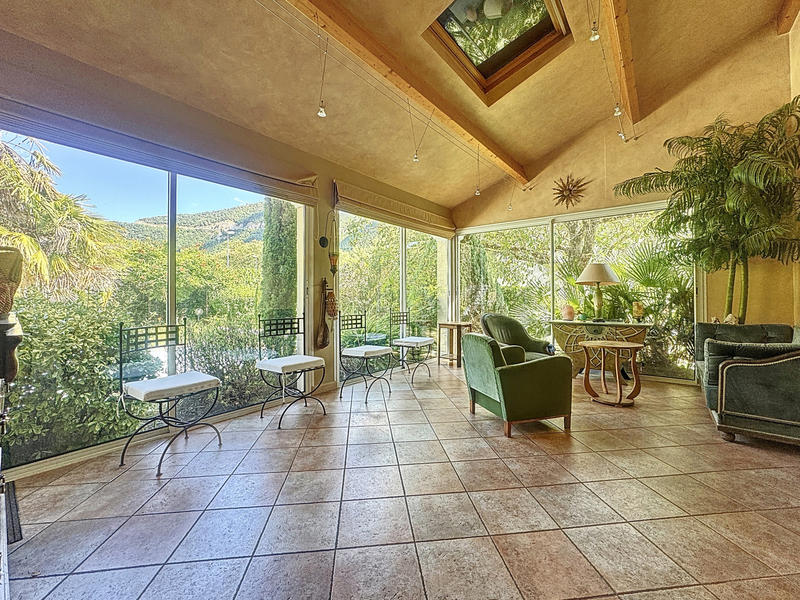 Maison - 146 m² - 6 pièces