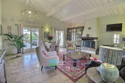 Maison - 209 m² - 7 pièces