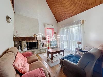 Maison - 159 m² - 6 pièces