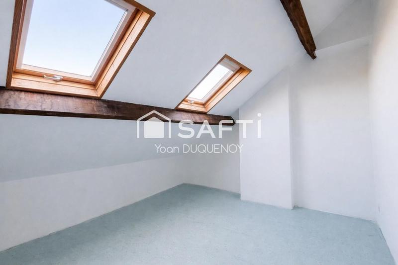 Maison - 96 m² - 5 pièces