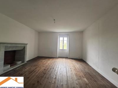 Maison de village - 157 m² - 6 pièces