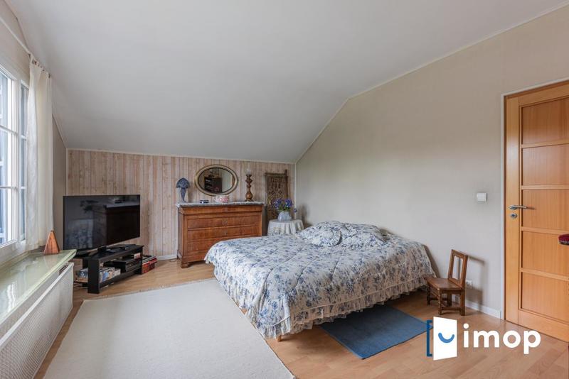 Maison - 160 m² - 5 pièces