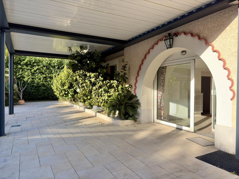 Maison - 182 m² - 6 pièces