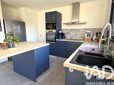 Maison - 102 m² - 5 pièces