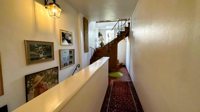 Maison - 320 m² - 12 pièces