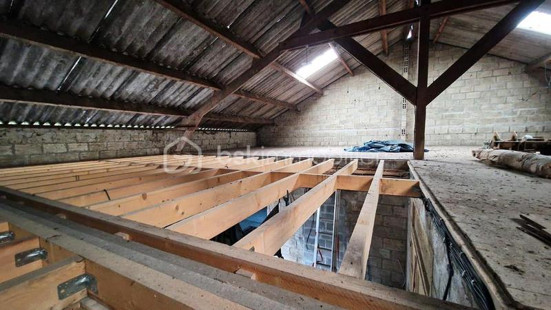 Immeuble - 375 m² - 6 pièces