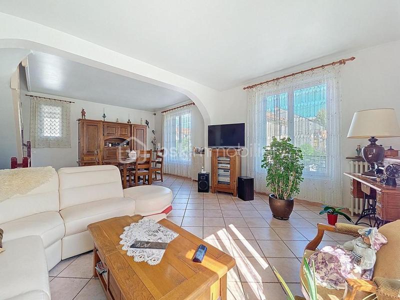 Maison - 127 m² - 5 pièces