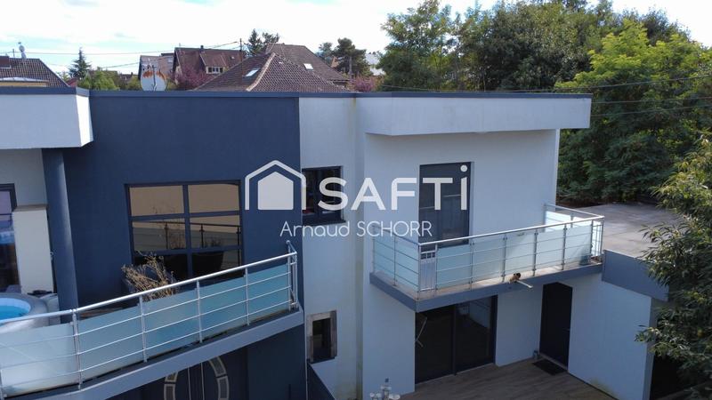 Appartement - 144 m² - 5 pièces