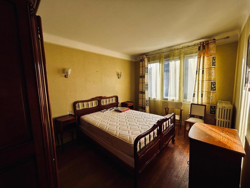 Maison - 93 m² - 4 pièces