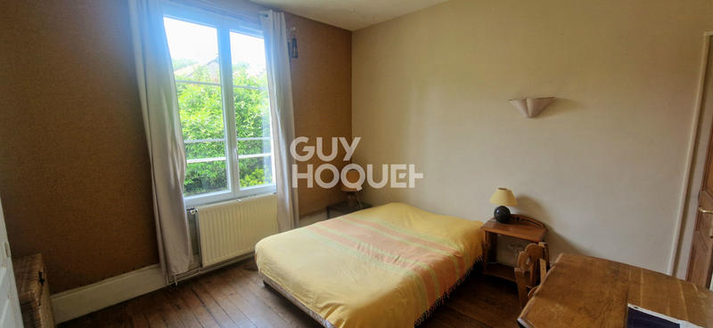 Maison - 342 m² - 14 pièces