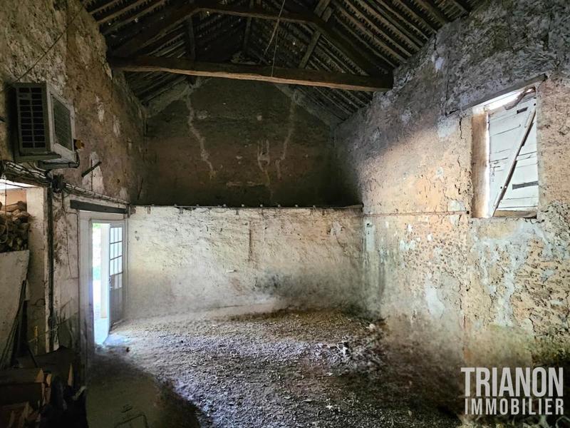 Propriété - 340 m² - 7 pièces