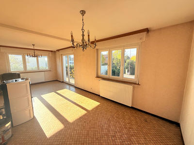 Maison - 121 m² - 7 pièces