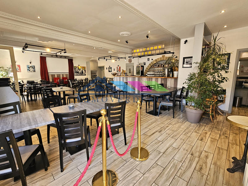 Fonds de commerce - Magasins - 200 m²