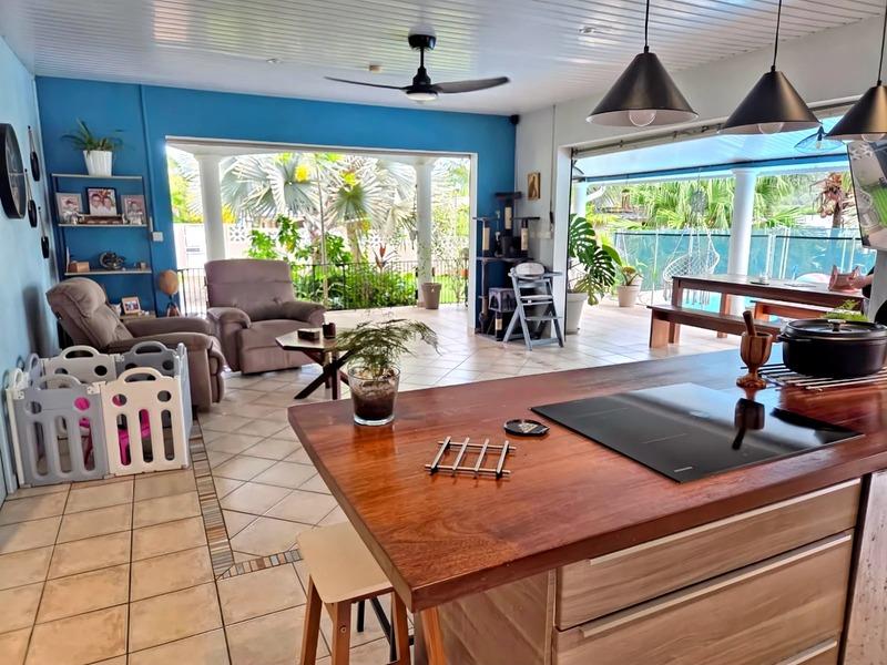 Maison - 146 m² - 6 pièces