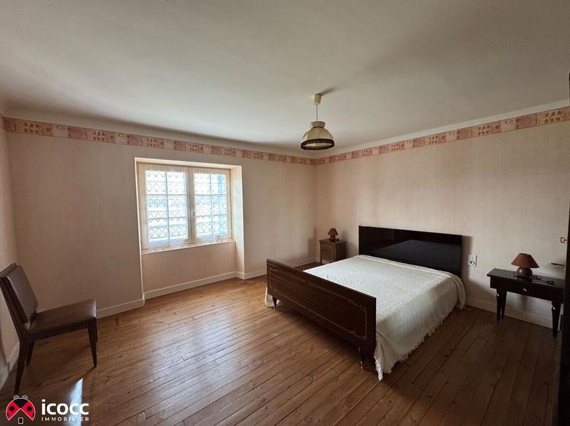 Maison en pierre - 155 m² - 6 pièces