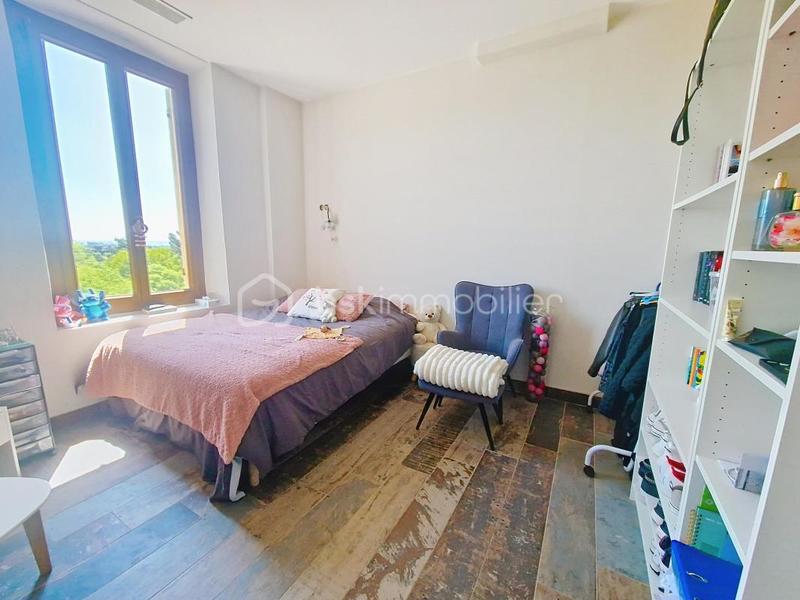 Appartement - 153 m² - 5 pièces