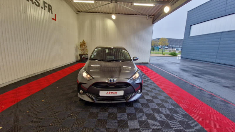 Toyota Yaris Pro Hybride My21 116h Dynamic Business + Programme Beyond Zero