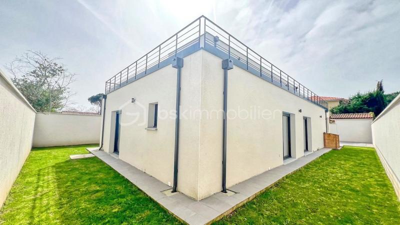 Maison - 163 m² - 5 pièces