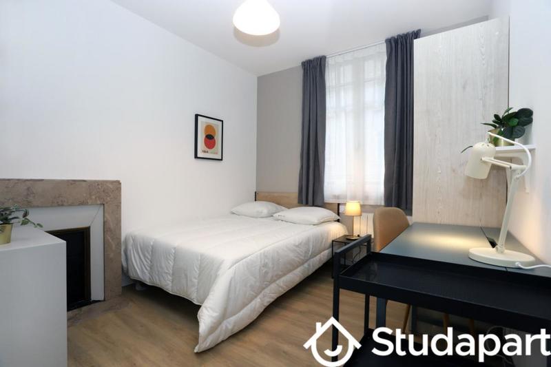 Chambre - 10 m² - 1 pièce