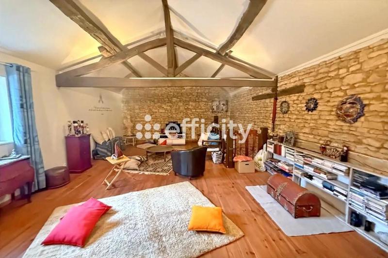 Longère - 209 m² - 5 pièces