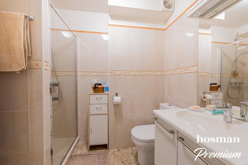 Appartement - 127 m² - 6 pièces